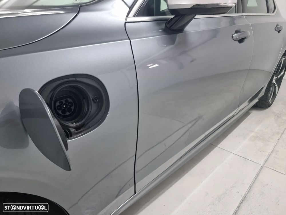 Volvo S90 2.0 T8 PHEV R-Design AWD - 13