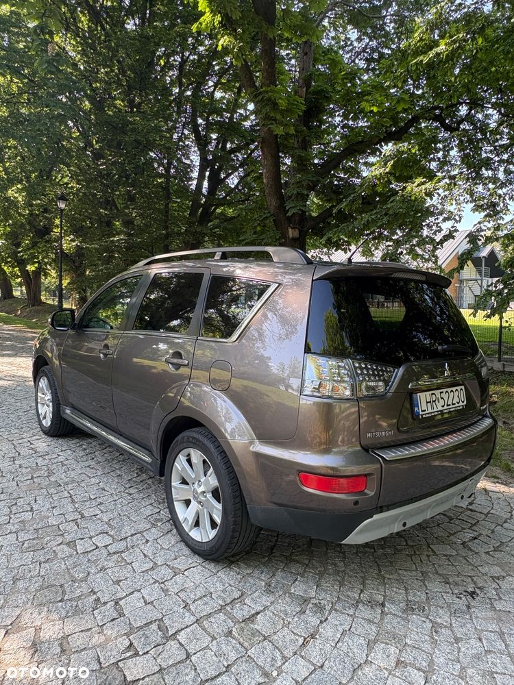 Mitsubishi Outlander 2.0 Intense + 2WD CVT - 3