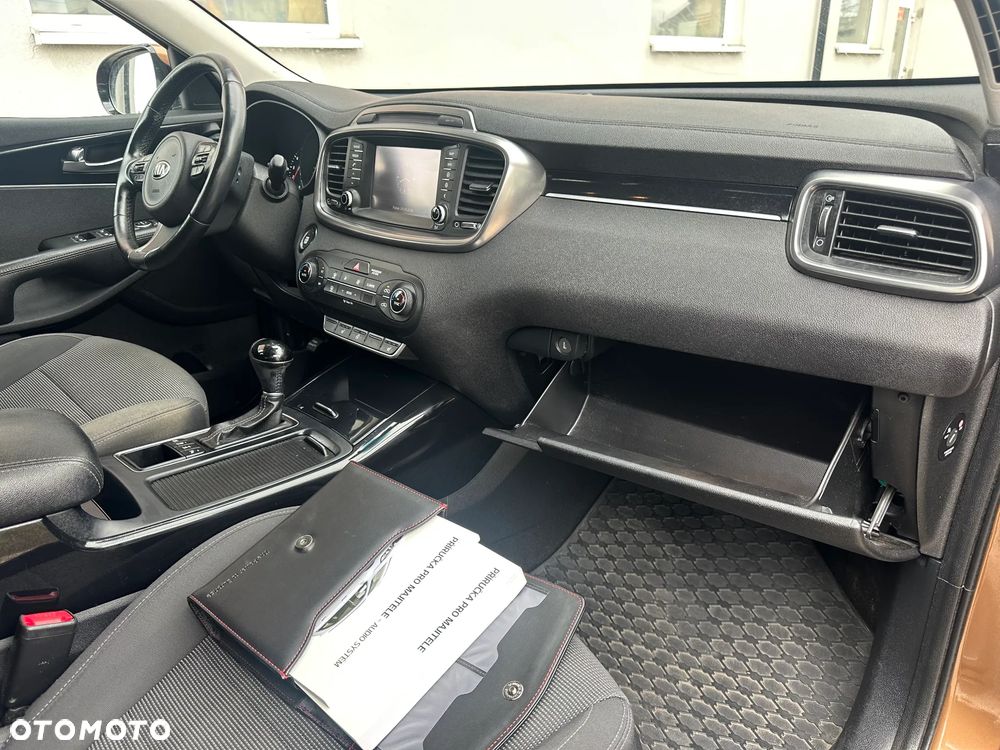 Kia Sorento - 15