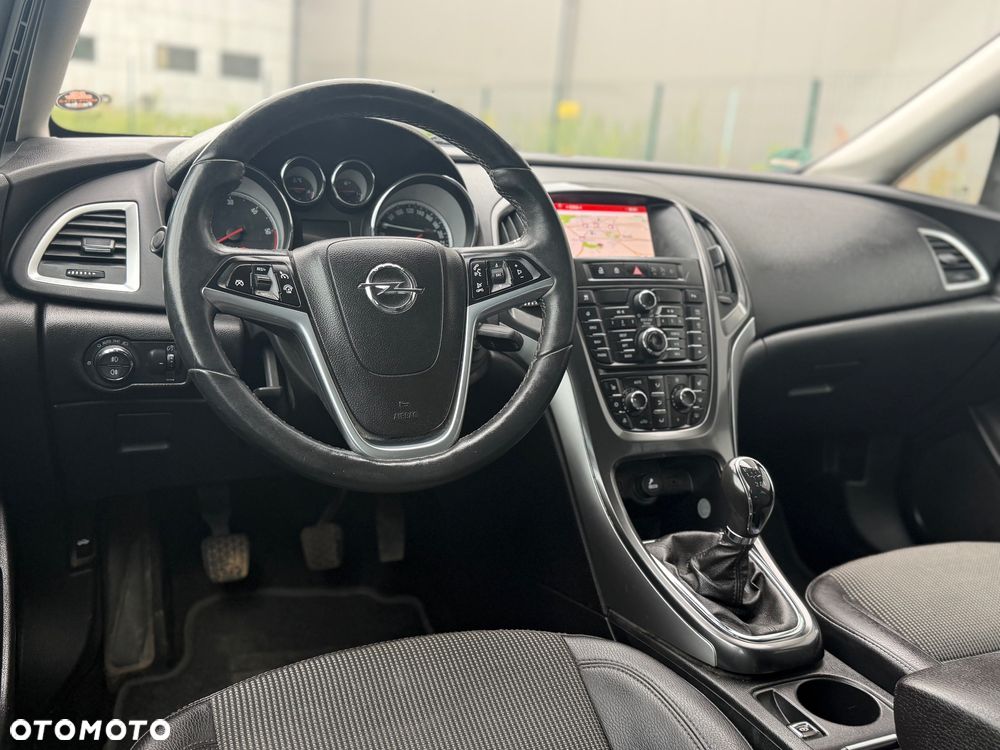Opel Astra 1.7 CDTI Cosmo - 29