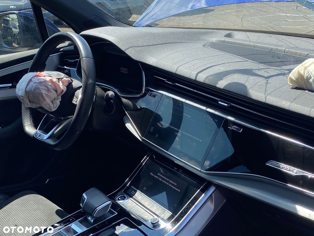 Audi Q7 55 TFSI mHEV Quattro S Line Tiptr - 31