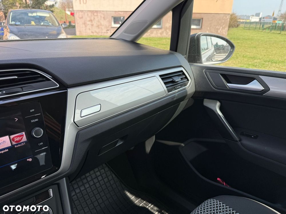 Volkswagen Touran 1.2 TSI BMT Comfortline - 13
