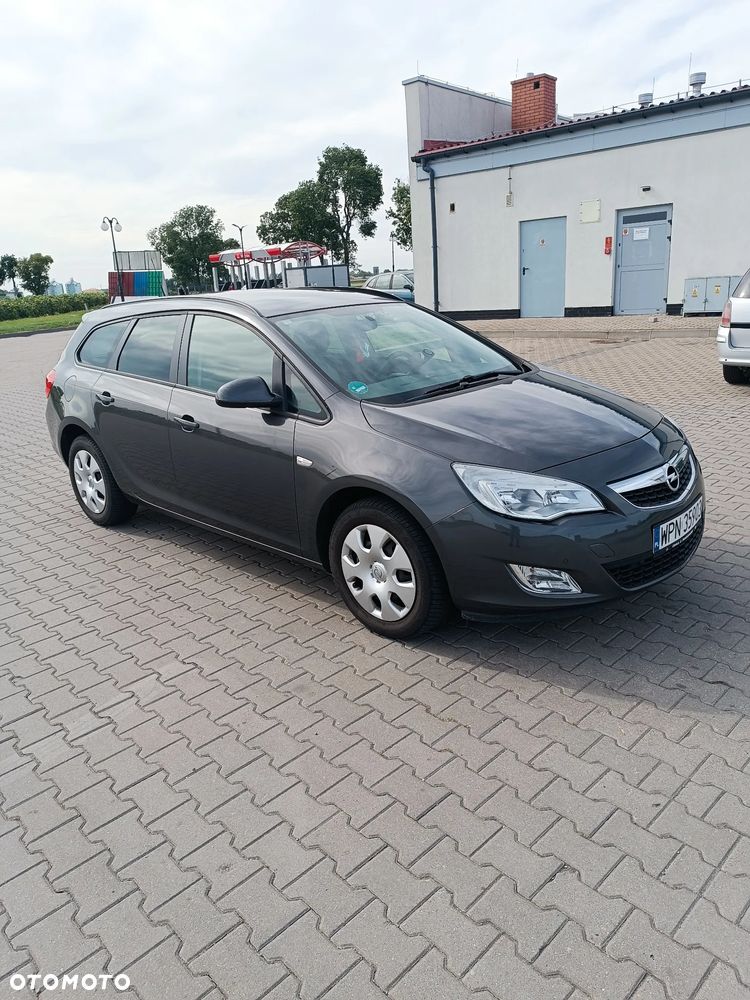 Opel Astra 1.4 Turbo - 8