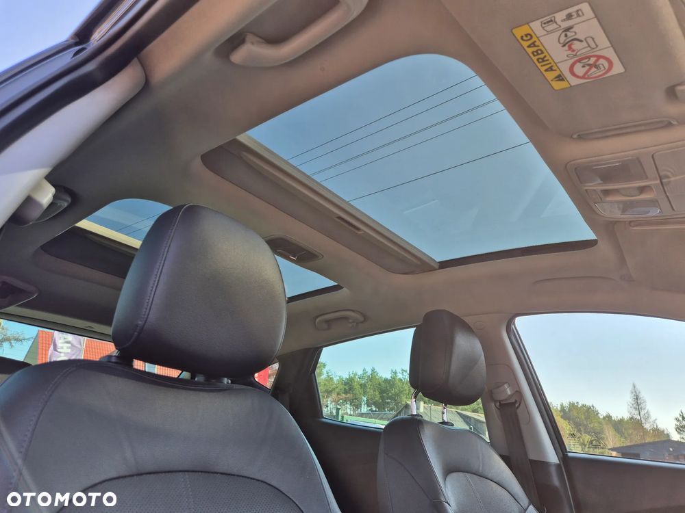 Hyundai ix35 2.0 CRDi 4WD Automatik Premium - 34