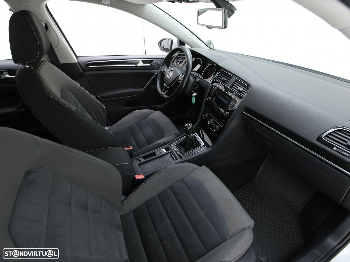 VW Golf - 11