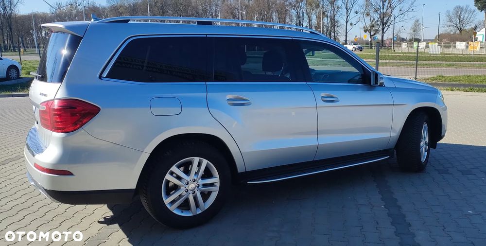 Mercedes-Benz GL 350 BlueTEC 4Matic 7G-TRONIC - 6