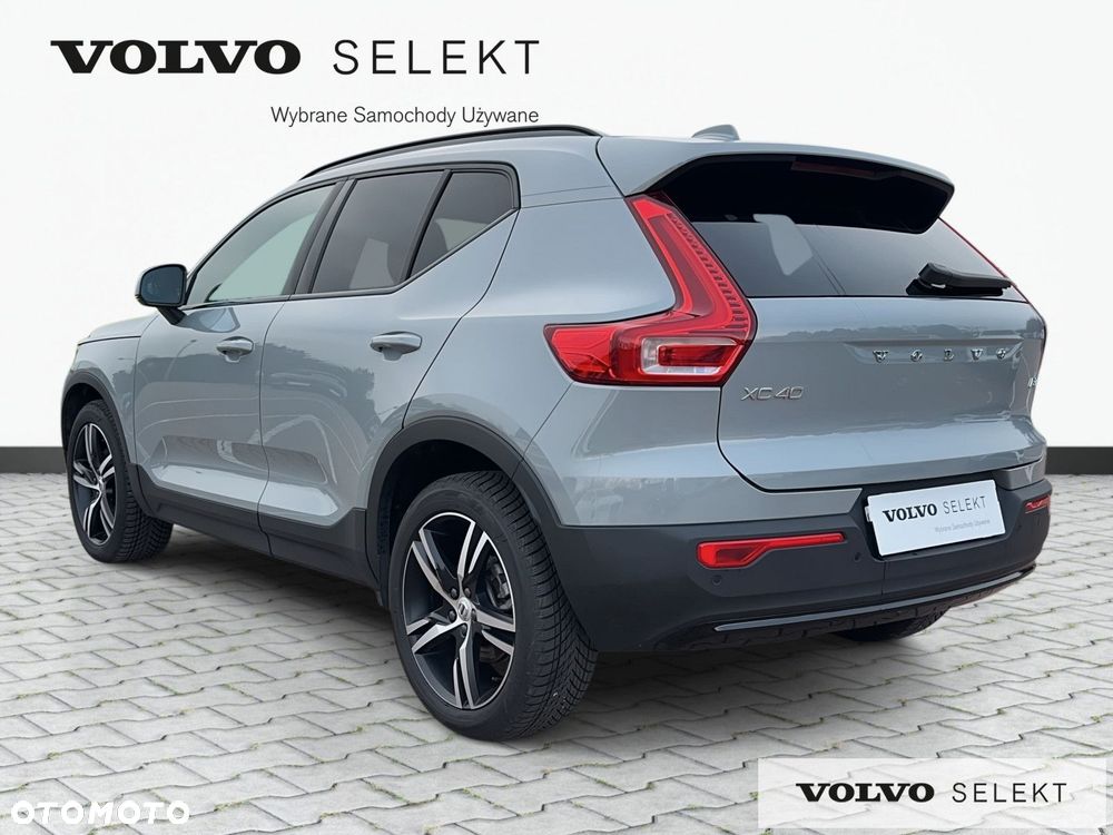 Volvo XC 40 B3 B DKG Plus Dark - 8