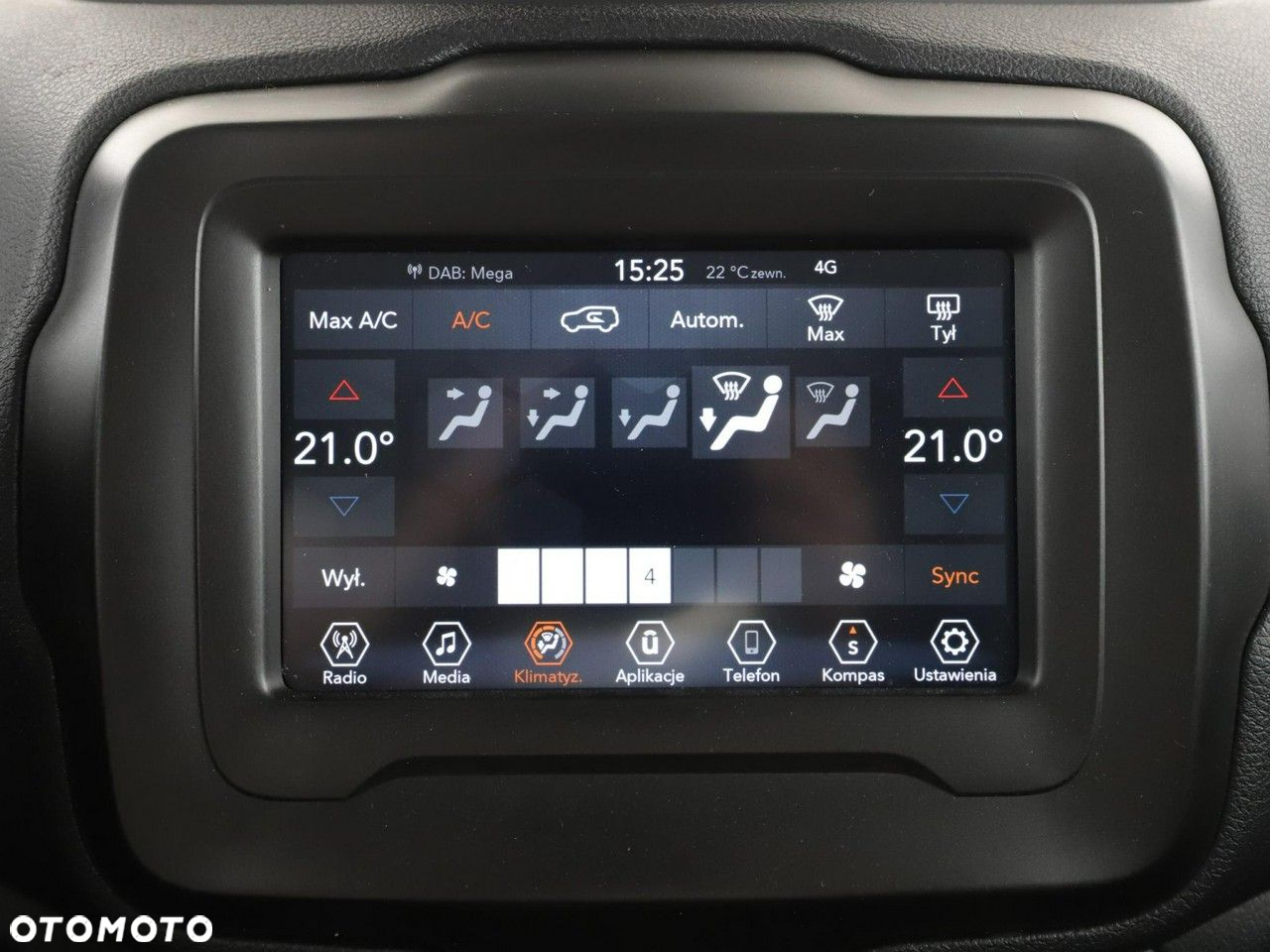 Jeep Renegade 1.3 T-GDI Longitude - 24