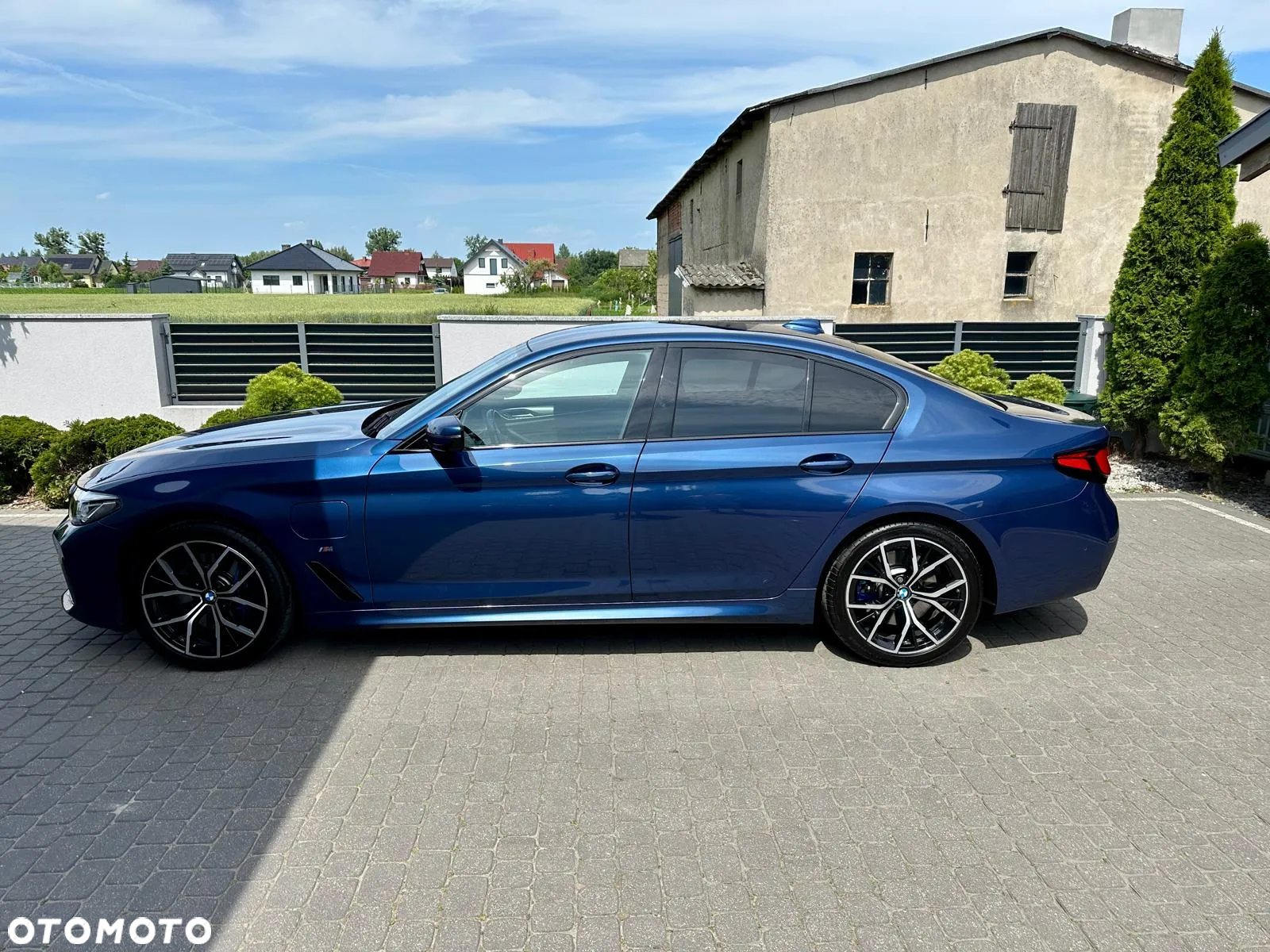 BMW Seria 5 530e xDrive - 6