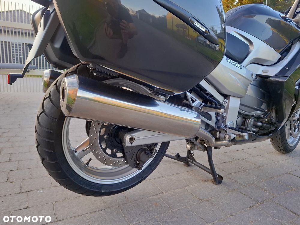 Yamaha FJR - 13