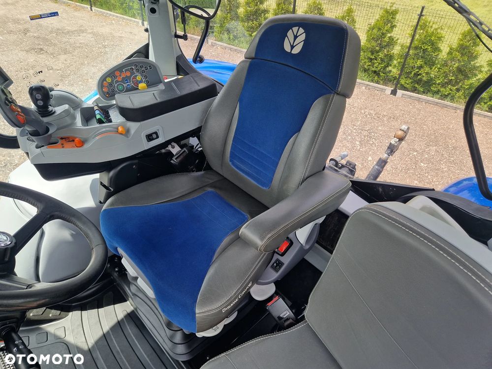 New Holland T7.245 AUTOCOMMAND PNEUMATYKA - 14