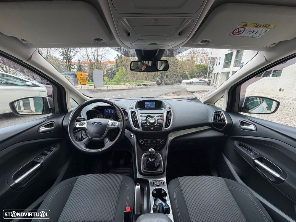 Ford C-Max 1.0 Ecoboost S&S Titanium - 23