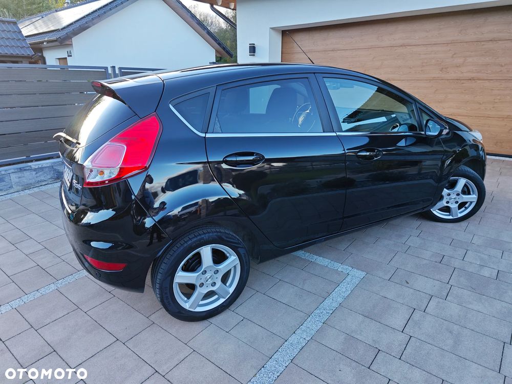 Ford Fiesta - 17