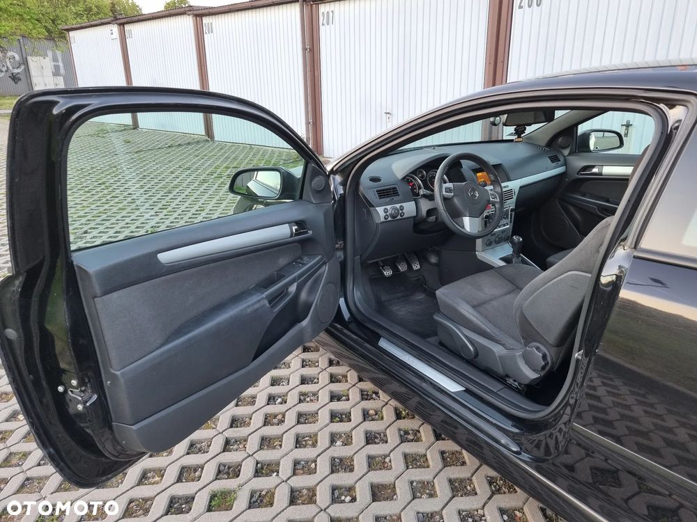 Opel Astra 1.8 - 17