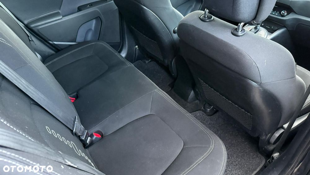 Kia Sportage - 13