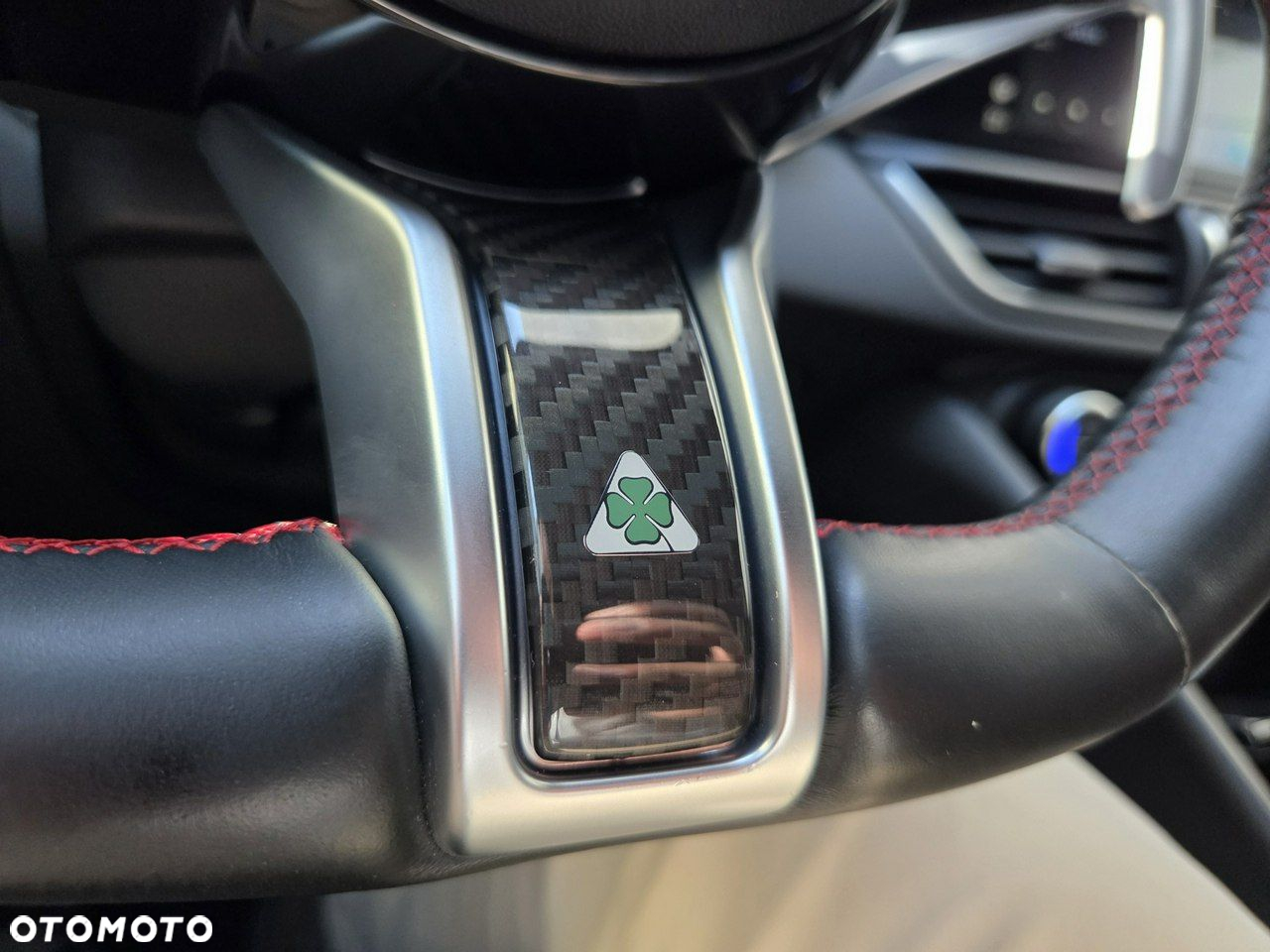 Alfa Romeo Giulia 2.9 Bi Turbo V6 Quadrifoglio - 23
