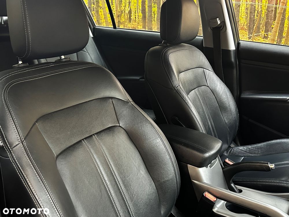 Kia Sportage 2.0 CRDI L AWD - 11