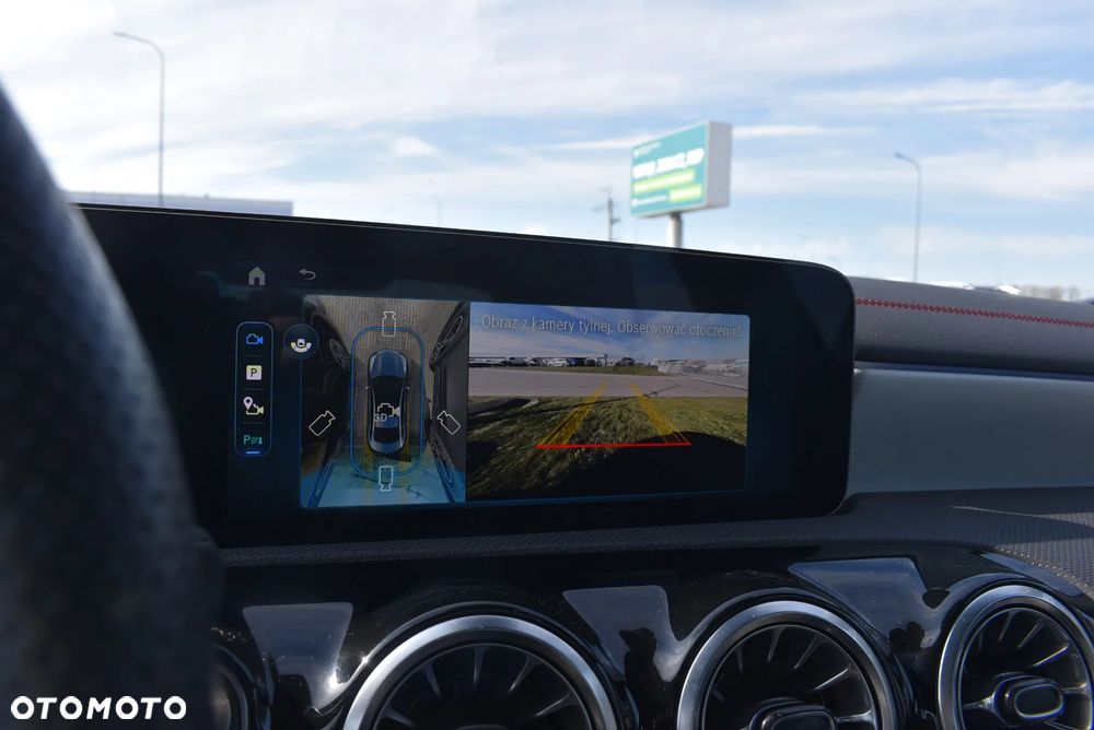 Mercedes-Benz CLA 200 7G-DCT - 33