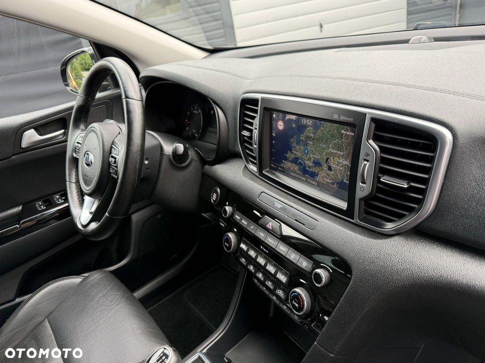 Kia Sportage 1.6 GDI 2WD Black Edition - 31