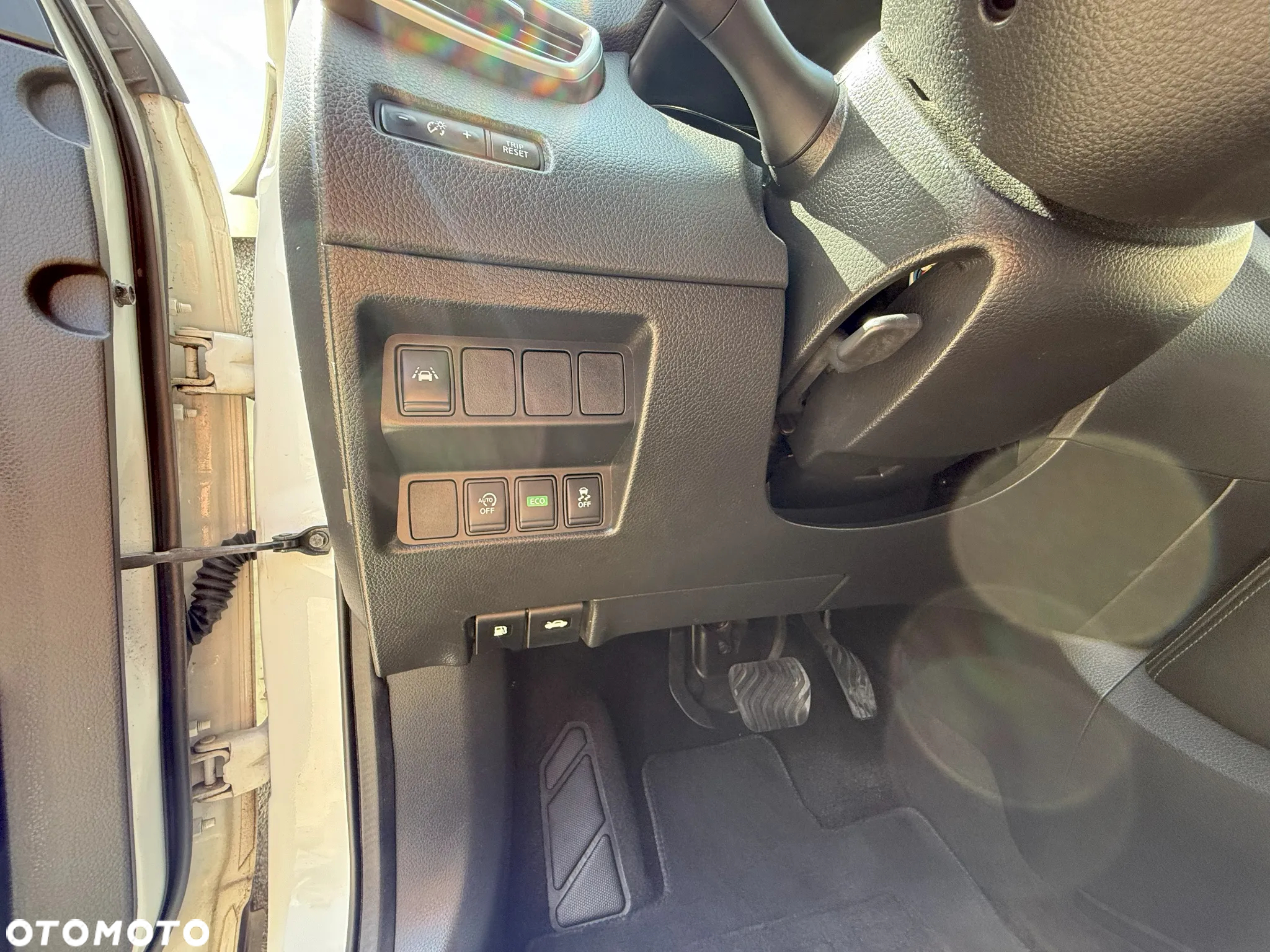 Nissan Qashqai 1.6 DCi Acenta Xtronic EU6 - 11