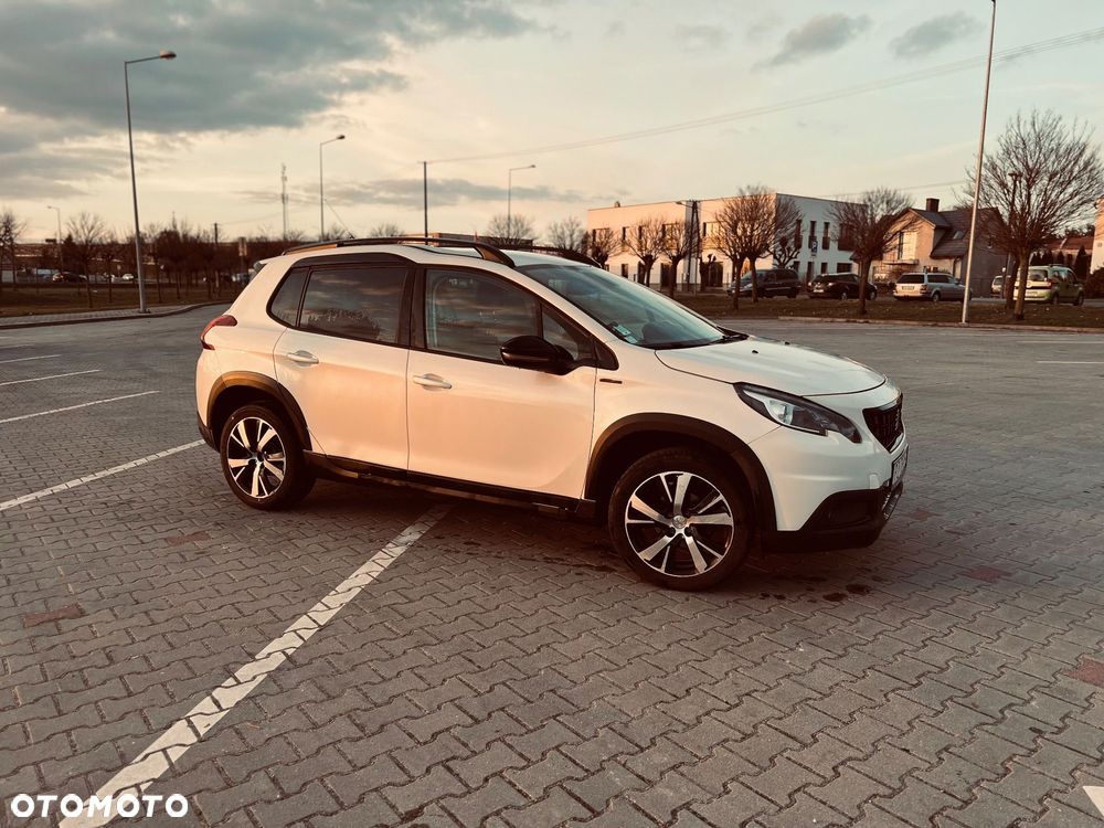 Peugeot 2008 PureTech 110 Stop&Start GT-Line Edition - 16