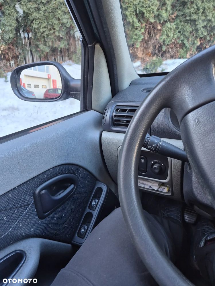 Renault Thalia 1.4 Expression - 7