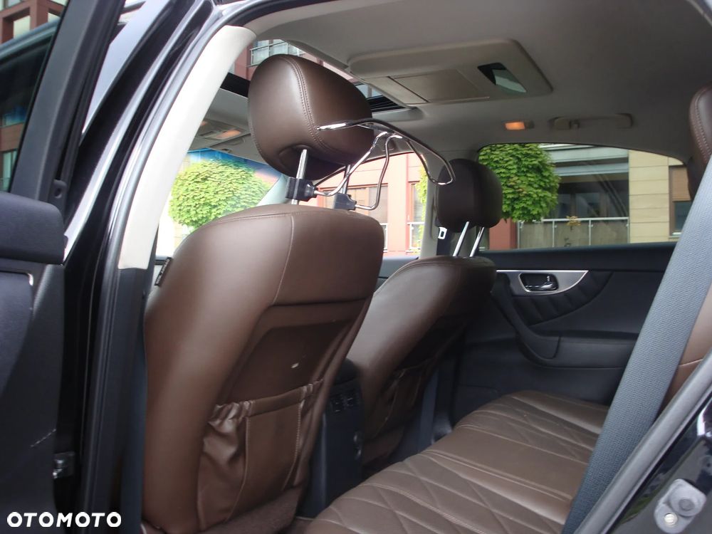 Infiniti FX FX35 - 11