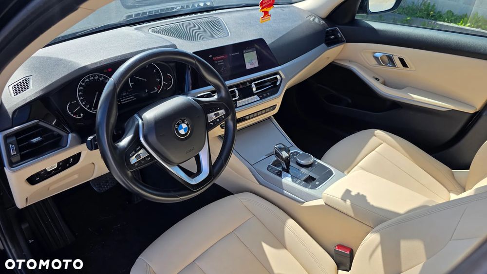 BMW Seria 3 318d Sport Line Shadow - 9