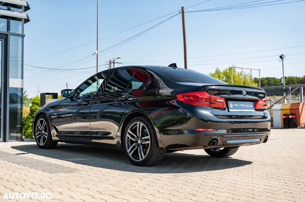 BMW Seria 5 525d Aut. Sport Line - 4