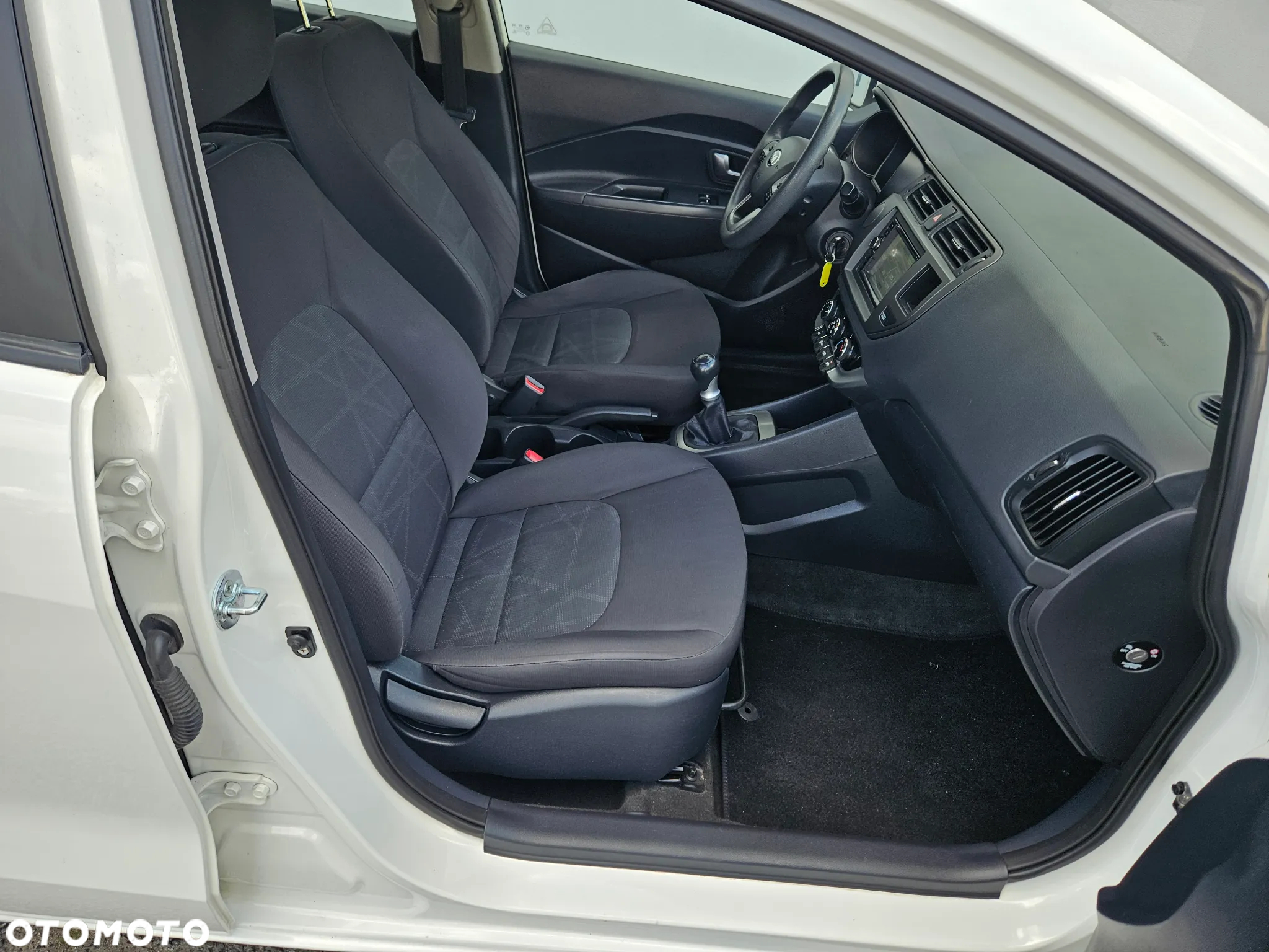 Kia Rio 1.2 Dream-Team Edition - 17