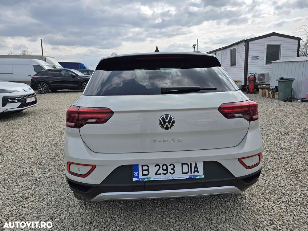 Volkswagen T-Roc - 4