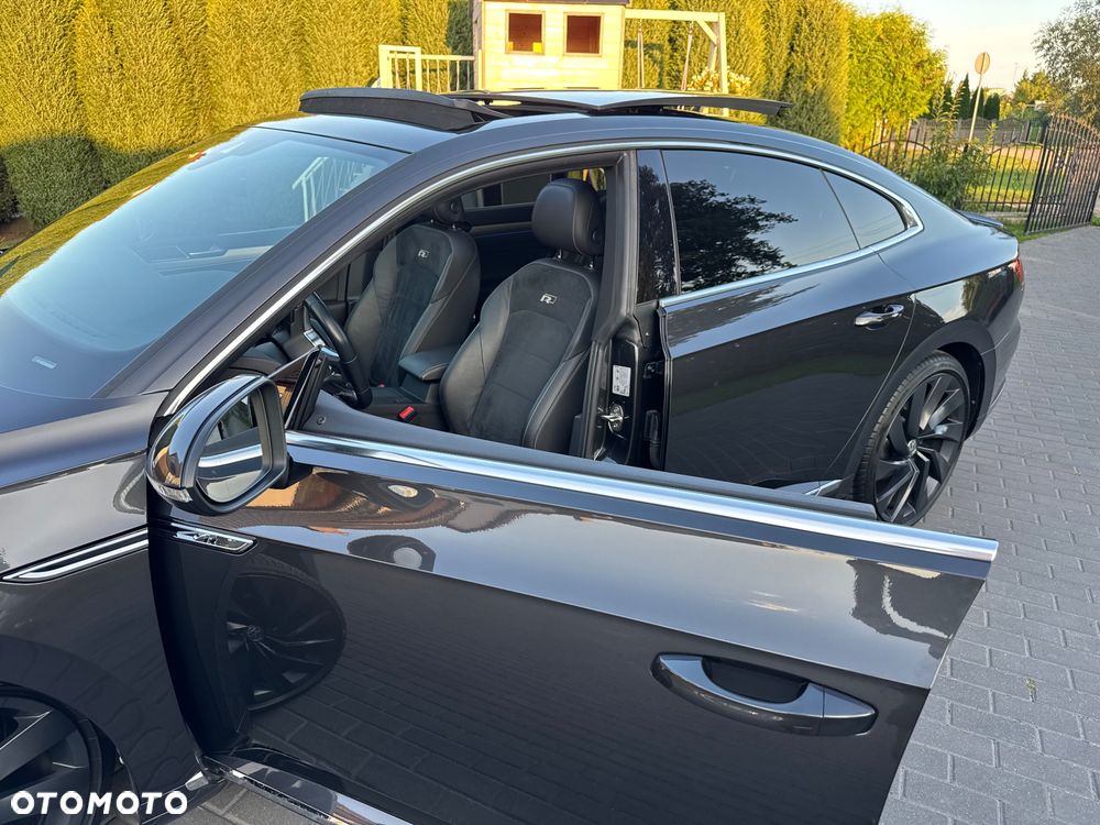 Volkswagen Arteon 2.0 TDI SCR DSG R-Line - 15