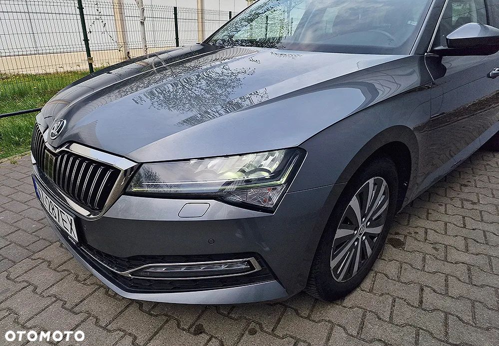 Skoda Superb 2.0 TDI SCR Style DSG - 10