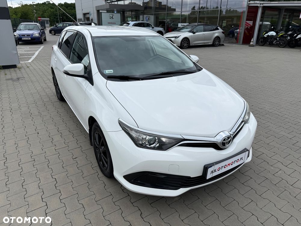 Toyota Auris 1.33 VVT-i Active - 19