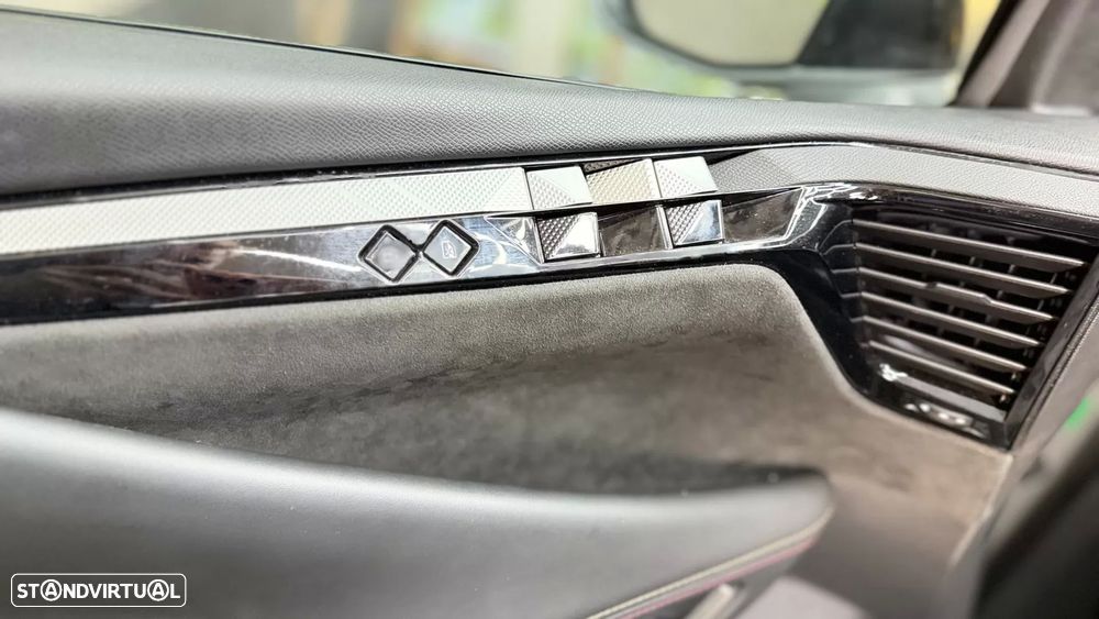 DS DS4 1.2 PureTech Performance Line EAT8 - 17