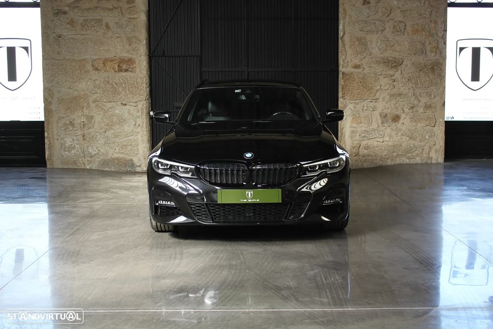 BMW 320 d Touring Pack M Auto - 2