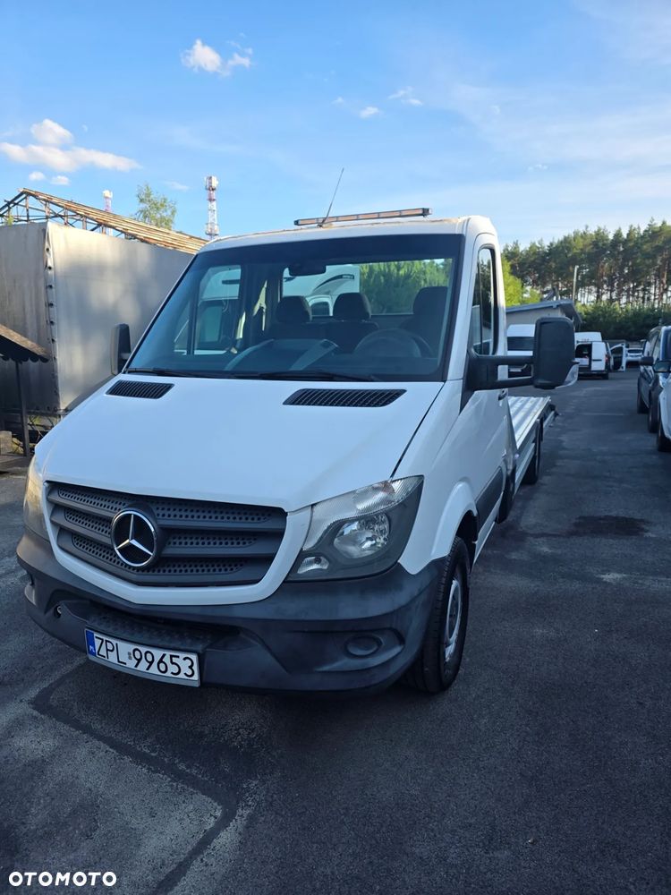 Mercedes-Benz Sprinter - 11