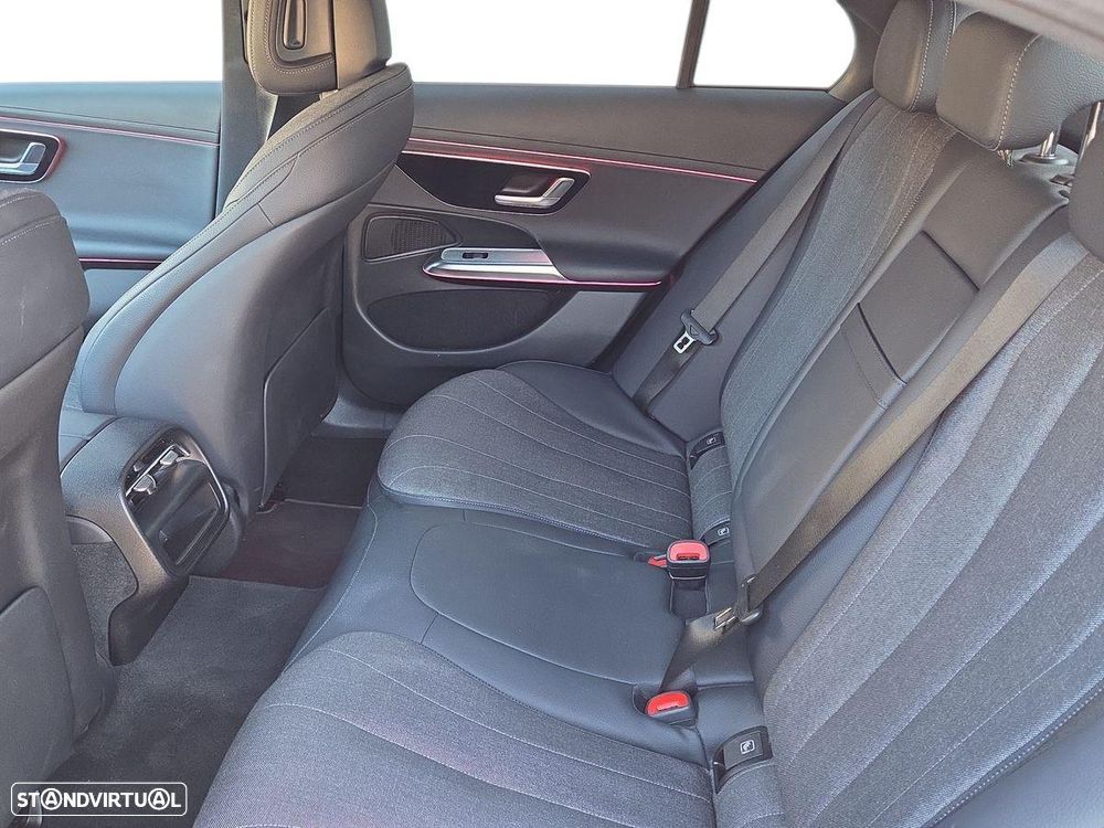 Mercedes-Benz E 300 de Avantgarde - 26