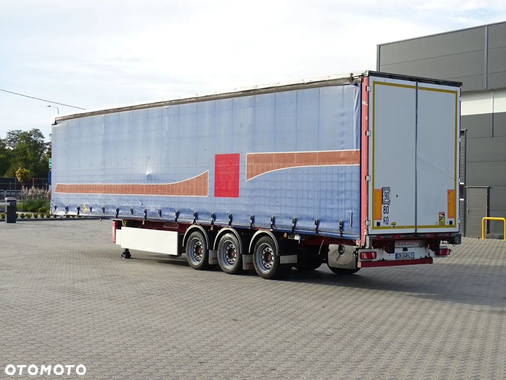 Fruehauf Firanka Zsuwany Dach - 2