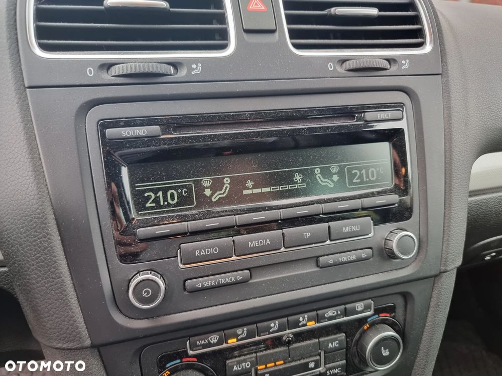 Volkswagen Golf - 29