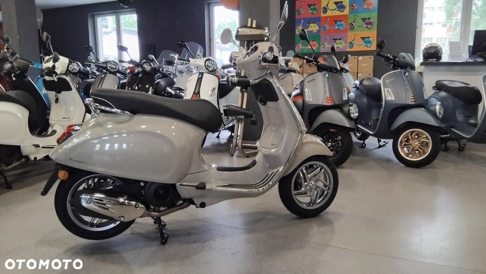 Vespa Primavera - 2