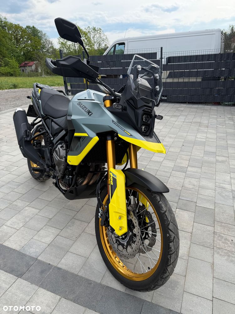 Suzuki V-STROM - 6