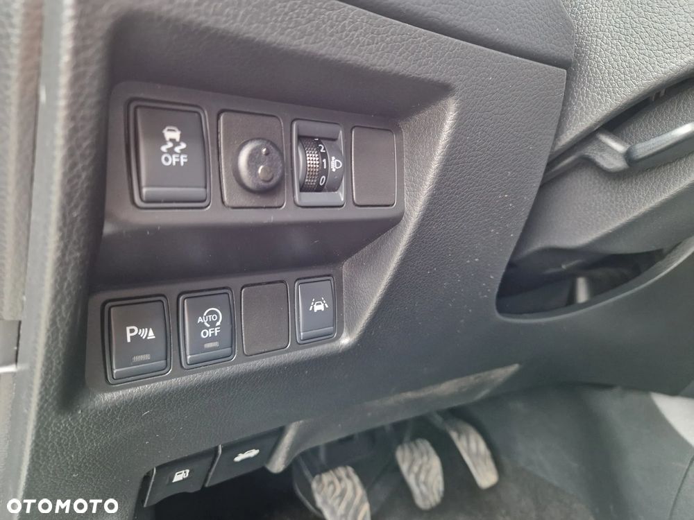 Nissan Qashqai 1.2 DIG-T Visia EU6 - 18