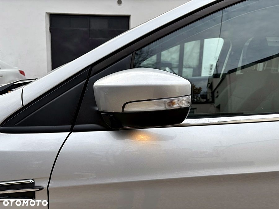 Ford Kuga 1.5 EcoBoost 2x4 Business Edition - 12