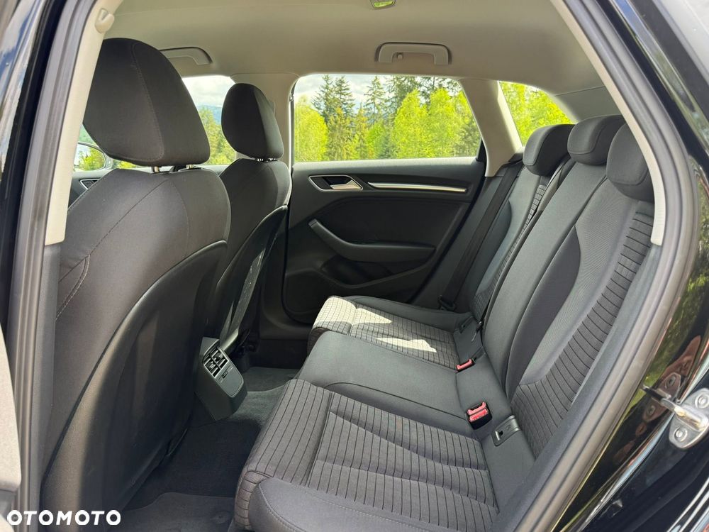Audi A3 Sportback - 15