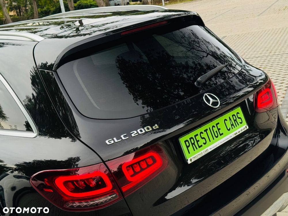 Mercedes-Benz GLC 200 d 4Matic 9G-TRONIC Edition Avantgarde - 22