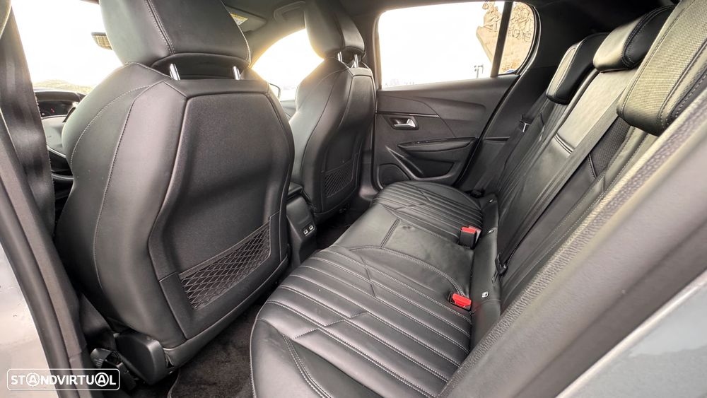 Peugeot 208 1.2 PureTech GT EAT8 - 6