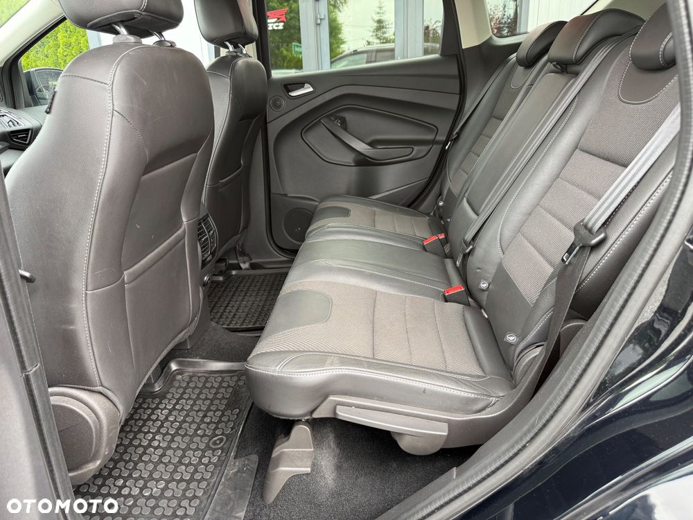 Ford Kuga - 10