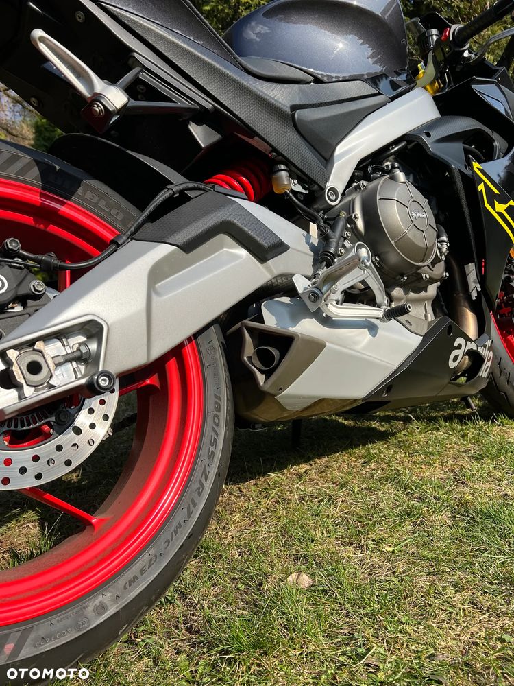 Aprilia RS - 9