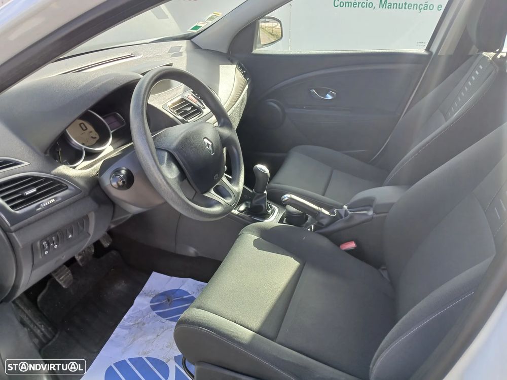 Renault Mégane 1.5 dCi Confort - 16